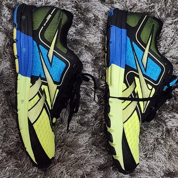Reebok ZigTech Yellow/Black/Blue Men's Running Shoe. Size 9. Great Condition. - Picture 1 of 16